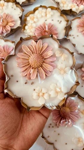 Handcrafted Lotus Urli Floral Scented Candle 4.5 Inch – Premium Soy Wax Decorative Candle for Home & Gifting | 3V6003