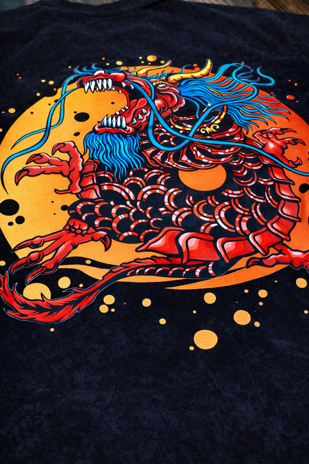 TRIVI's Black Acid Wash Oversized T-Shirt- Dragon Back Print 100% cotton | 3V9018